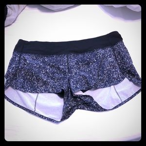 Lululemon shorts 2.5” size 10